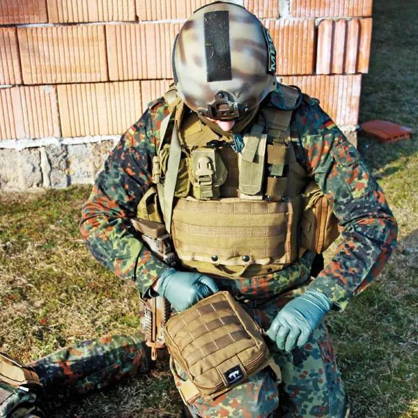 Preview: DLP Erste-Hilfe Beintasche - Gefüllt u.a. mit Tourniquet, Bandagen, Wendl-Tubus, usw.