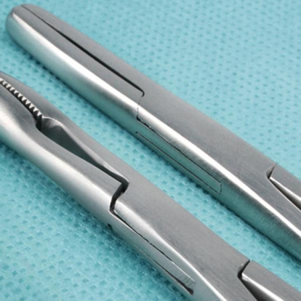 Preview: Hartmann Schlauchklemme glatt 16 cm, 15 Stück - steriles Peha-Einmalinstrument