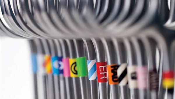 Identifikationsklebeband auf Rolle, blau - 9,35 mm x 6,35 m, hitzebeständig bis 134°C