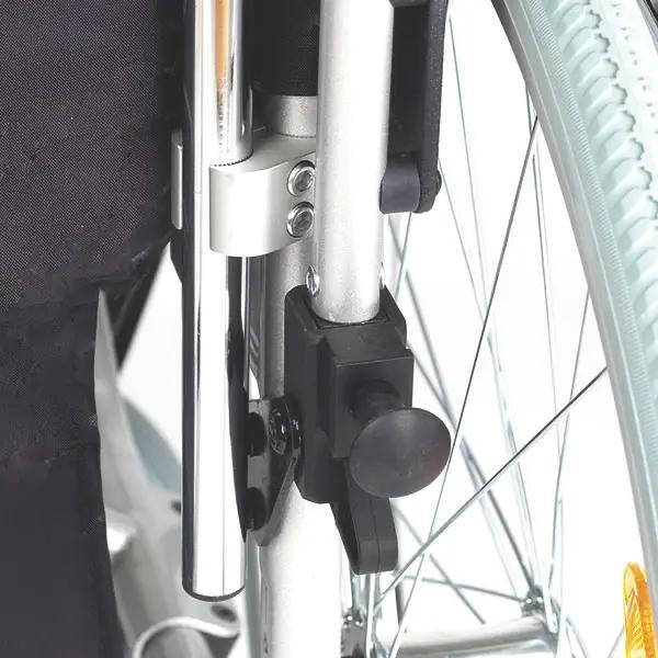 Preview: Infusionsstange mit Rollstuhl-Befestigung oder wahlweise Fixierklaue einzeln