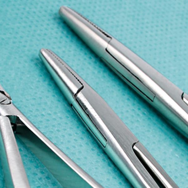 Preview: Mayo-Hegar Nadelhalter - Peha-Einmalinstrument aus matt gebürstetem, hochwertigem Stahl