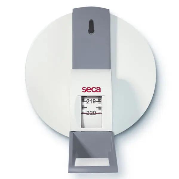 Mechanisches Rollmessband SECA 206 zur Wandmontage mit speziellem Sichtfenster zum Ablesen