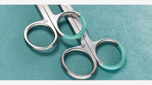 Preview: Nagelscheren gebogen 9,5 cm - Peha Einmalinstrumente aus gebürstetem Stahl