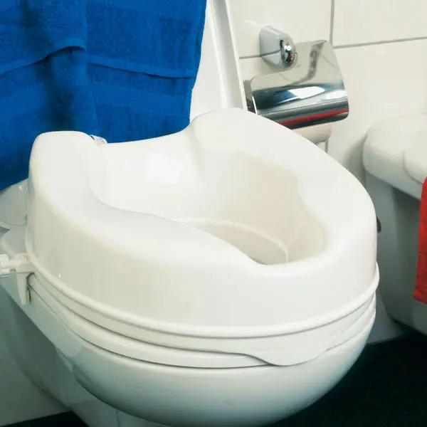 Savanah Toilettensitz aus glattem, hautsympathischem warmen Kunststoff