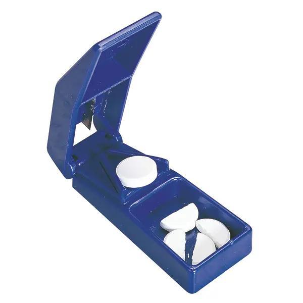 Tablettenzerkleinerer mit Fach zum Bevorraten weiterer Tabletten