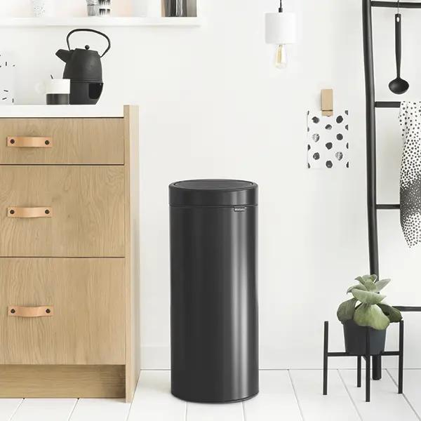 Preview: Touch Bin New - 30 Liter, Mülleimer mit Soft-Touch-Öffnungssystem