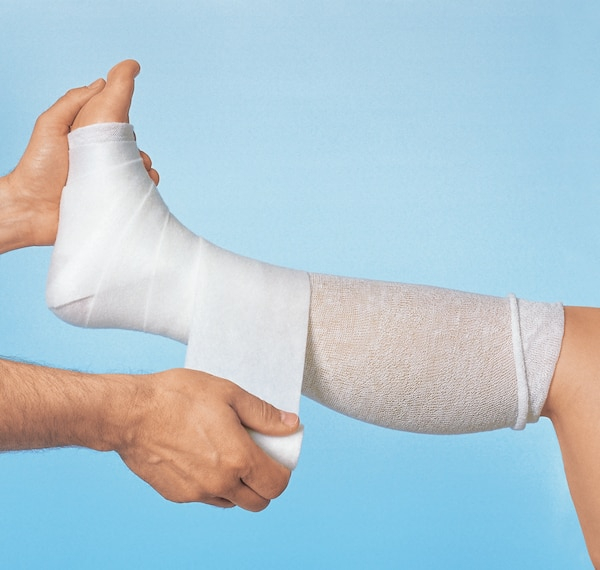 Delta-rol S Polsterwattebinden - Zur Unterpolsterung von Starr- und Stützverbänden (SSB-fähig)