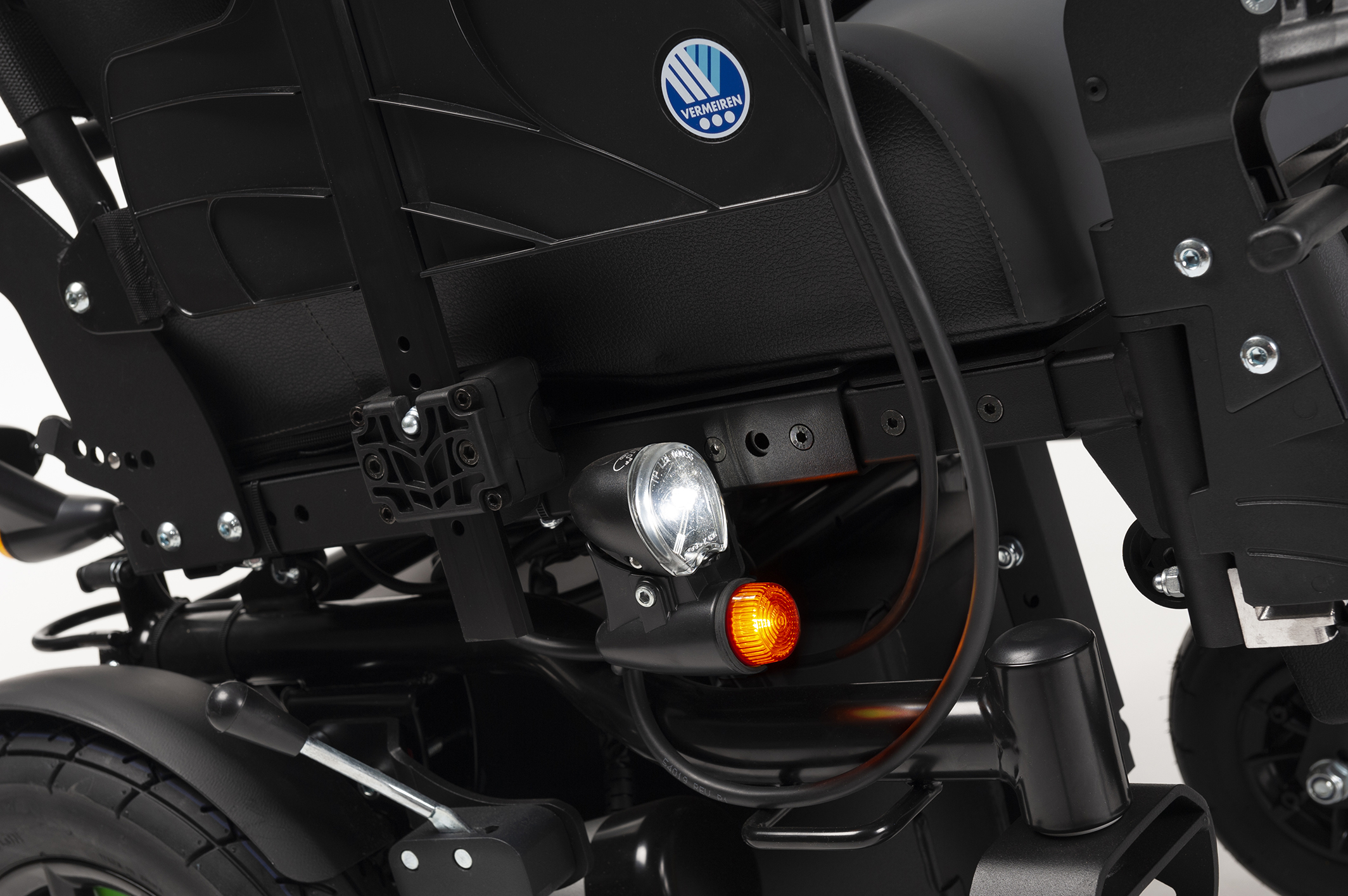 Elektrorollstuhl Turios - Für Innen- und Außenbereich mit Hinterradantrieb