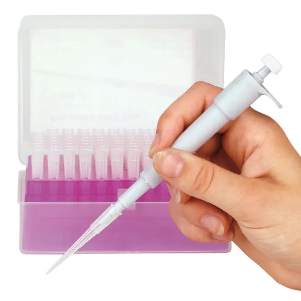 Premium Pipettenspitzen - Transparente Spitzen mit geringstem Probenverlust/Low Retention