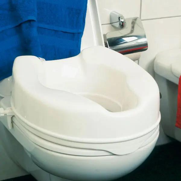 Savanah Toilettensitz aus glattem, hautsympathischem warmen Kunststoff